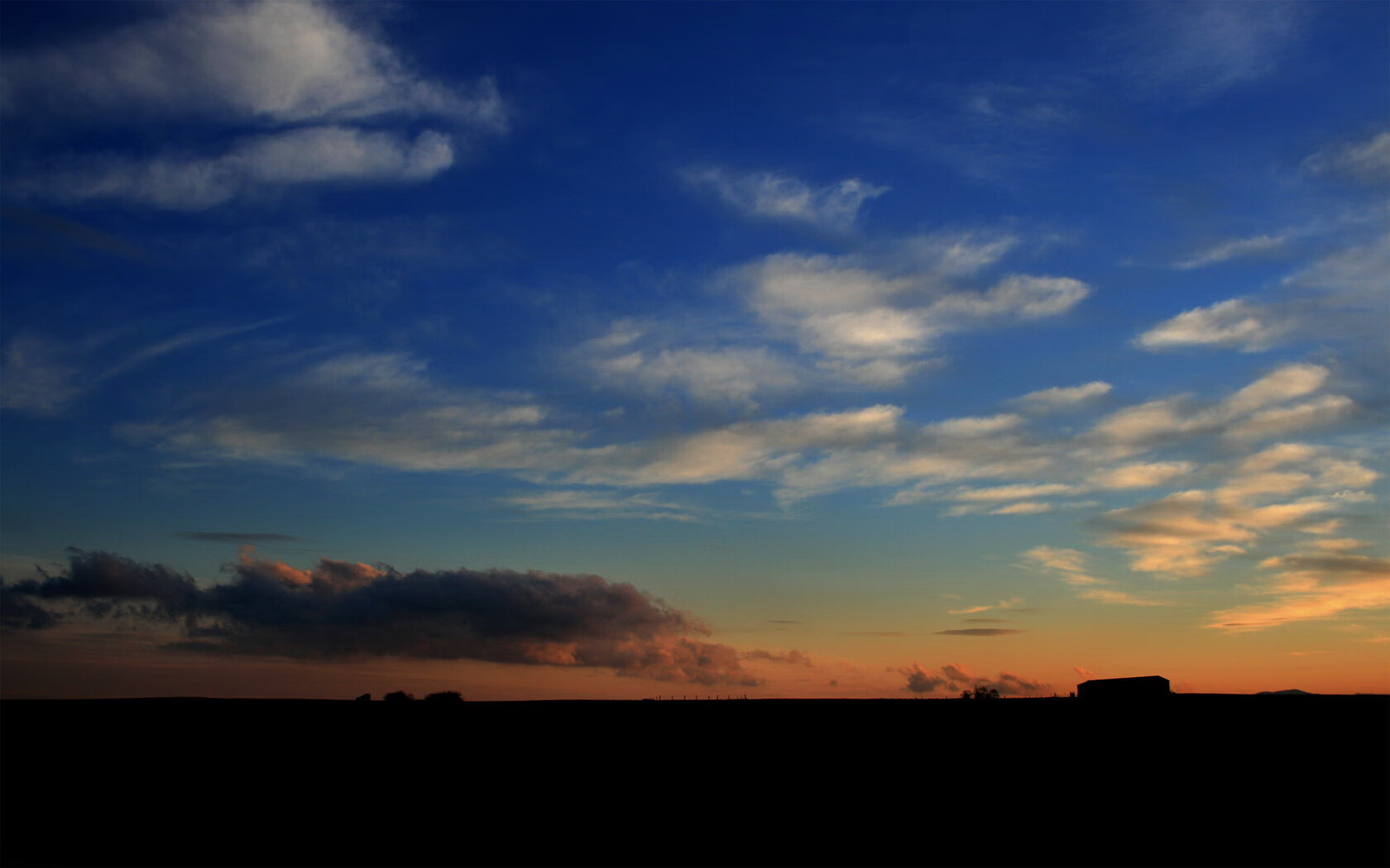 德赢体育娱乐平台注册-巴黎短传推进展现整体协同能力，巴黎宣传视频