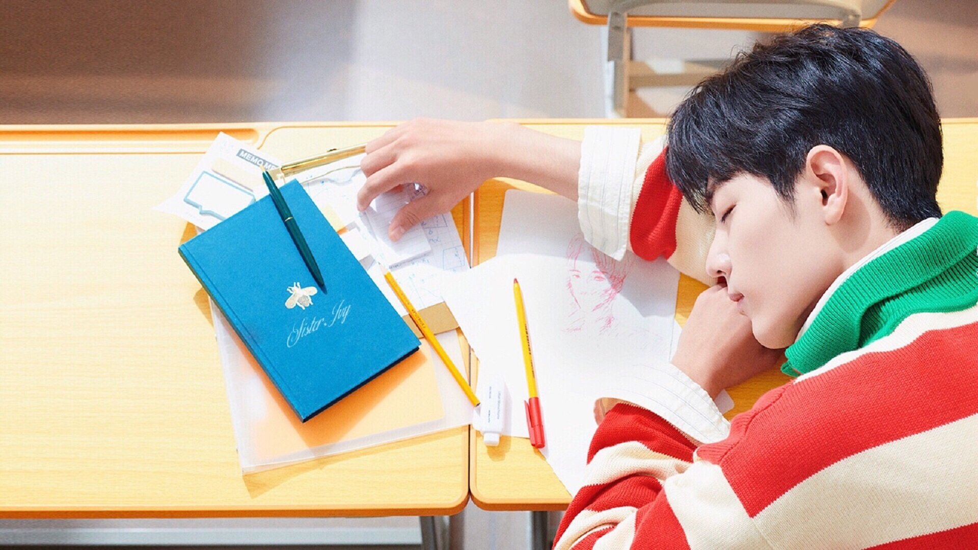 VWIN(china)官方网站-法甲霸气进攻：打穿对方防线的精彩瞬间！，法甲动作大